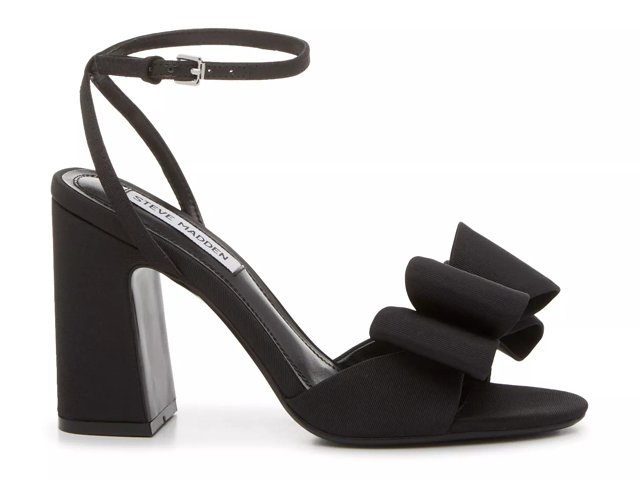 【Steve Madden】Bold Step Sandal ★関税・送料無料★ Steve Madden Effective Sandal - Free Shipping | DSW