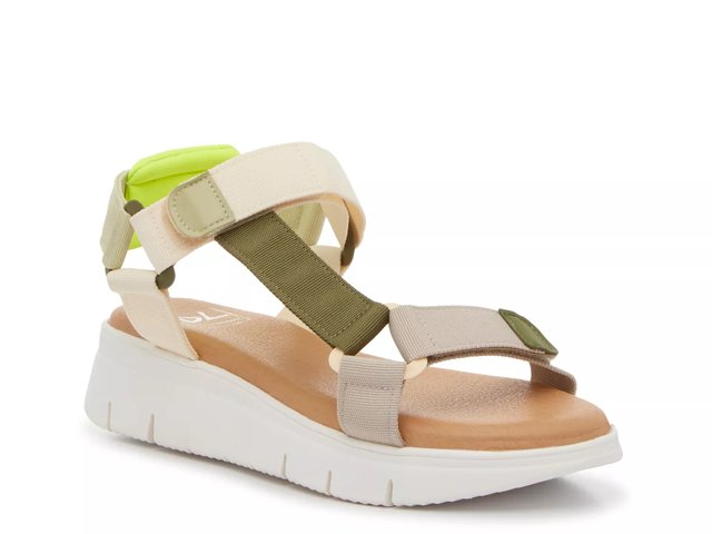 Olive green sandals dsw on sale