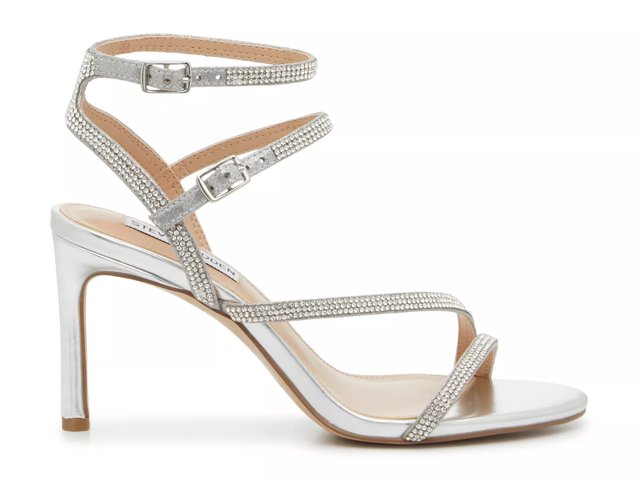 ★Steve Madden★新作★大人気★THRILL GREY PATENT★サンダル Steve Madden Graycen Sandal - Free Shipping | DSW