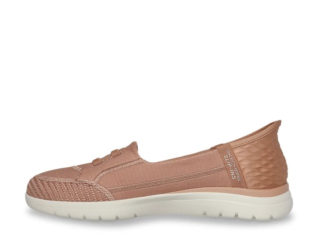 Hands Free Slip-Ins: On-The-Go® Flex Bungee Slip-On