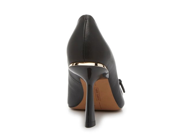 Vince Camuto Salddis Pump