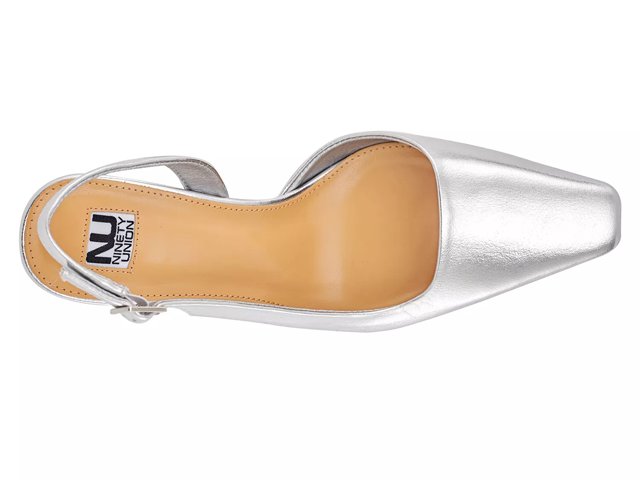 Ninety Union Rain Pump
