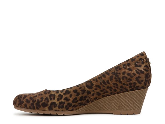Dr. Scholl's Be Flex Wedge Pump