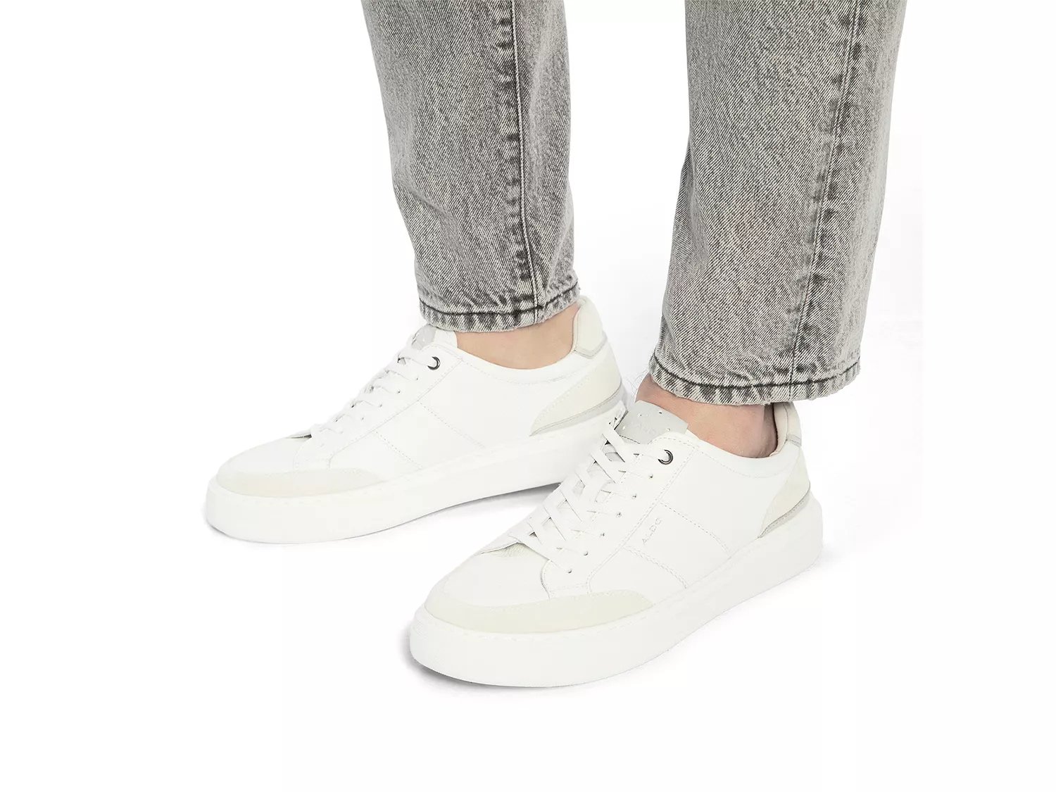 Rialot Sneaker