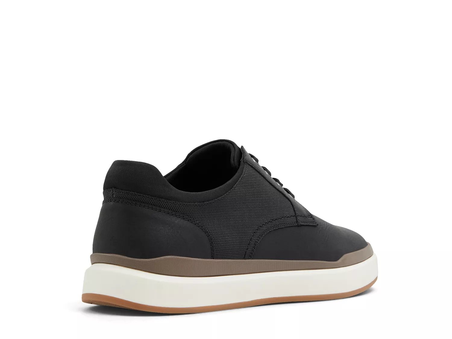 Upton Sneaker