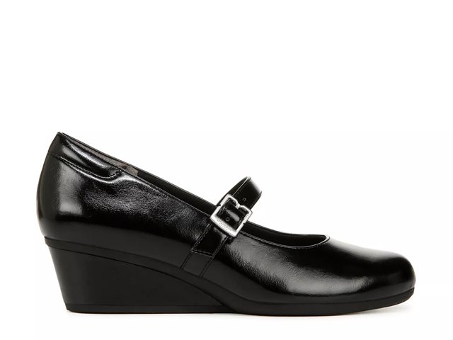 Dr. Scholl s Be Ready Mary Jane Wedge Pump