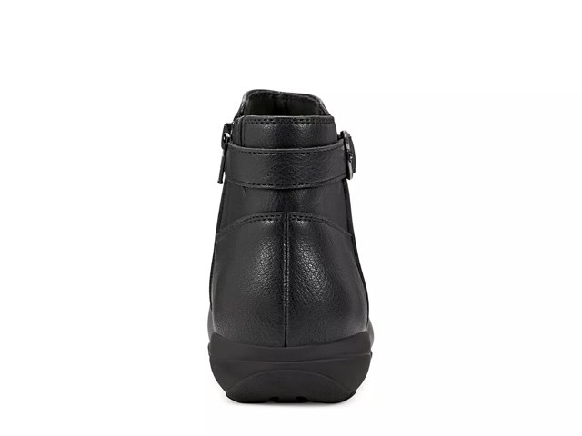 Easy Spirit Aara Bootie