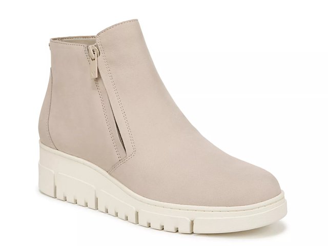 Vionic womens boots discount