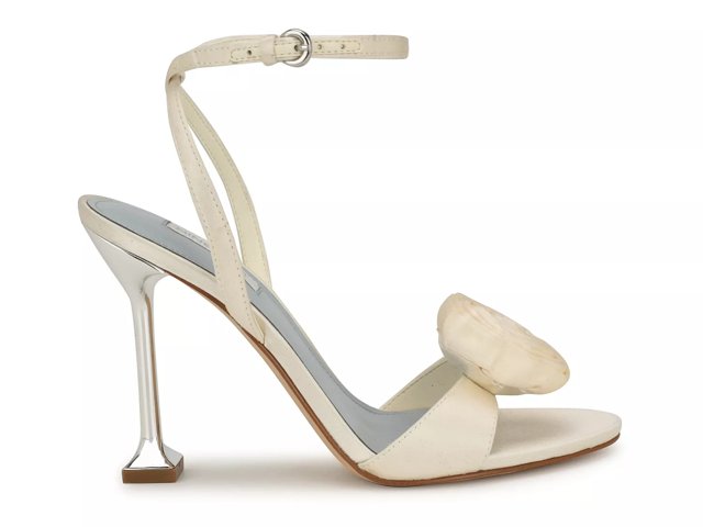 Nine West*キレイ*美脚*バラ*花柄*ピンヒール*サンダル/Neve Nine West*キレイ*美脚*バラ*花柄*ピンヒール*サンダル/Neve