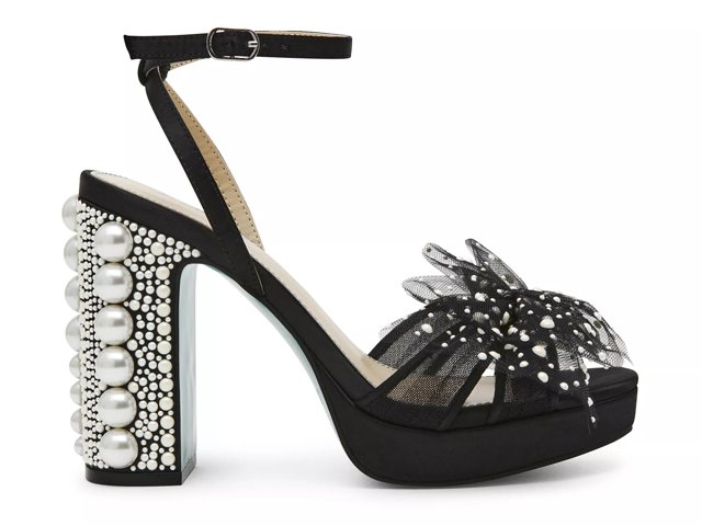 Betsey johnson lulu sandal deals