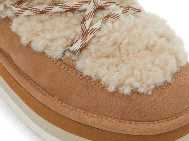 Madden Girl Hop Boot