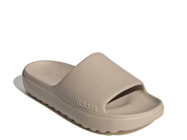 Comfy adidas slides discount