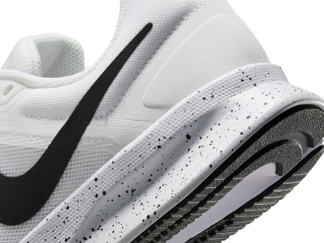 ◆正規品◆NIKE RUN SWIFT 3 BLACK WHITE(W)◆関税/送料込◆人気 Nike Run Swift 3 Black White Men Running Sports Shoes