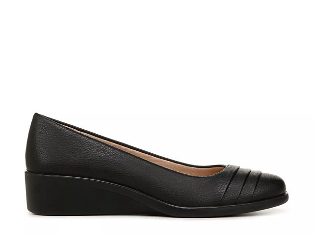 LifeStride Jenna Wedge Pump