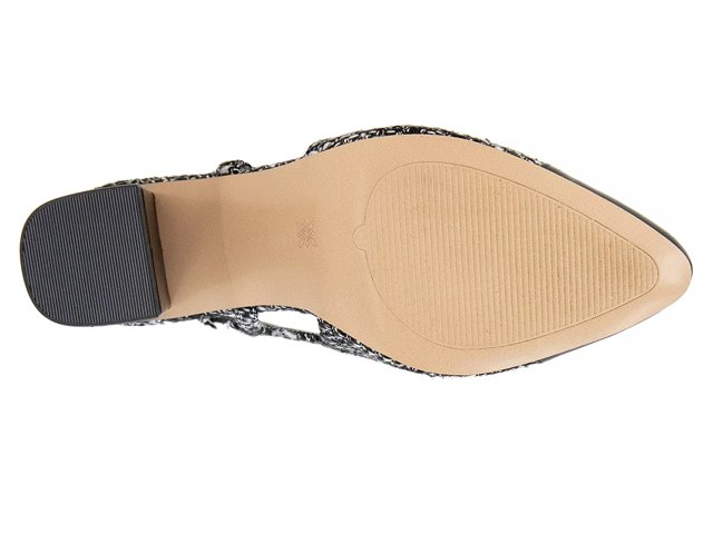 BCBGeneration Darrin Pump - Free Shipping | DSW