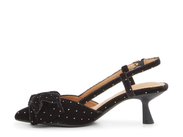 Kelly & Katie Zayden Pump