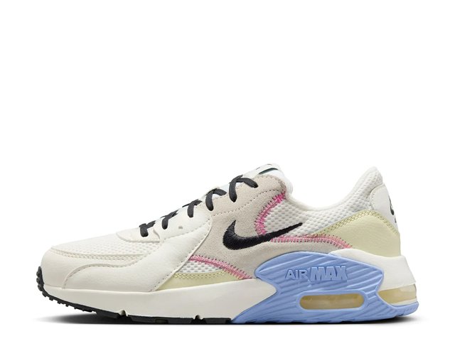 かわいい！Sale!入手困難! NIKE AIR MAX Excee Shoes Women's Nike Air Max Excee Women's Shoes. Nike.com