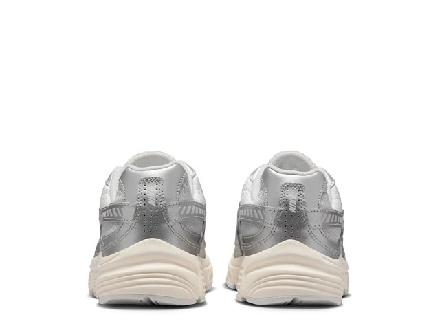 Nike Initiator Running Shoe - Women's - Free Shipping | DSW