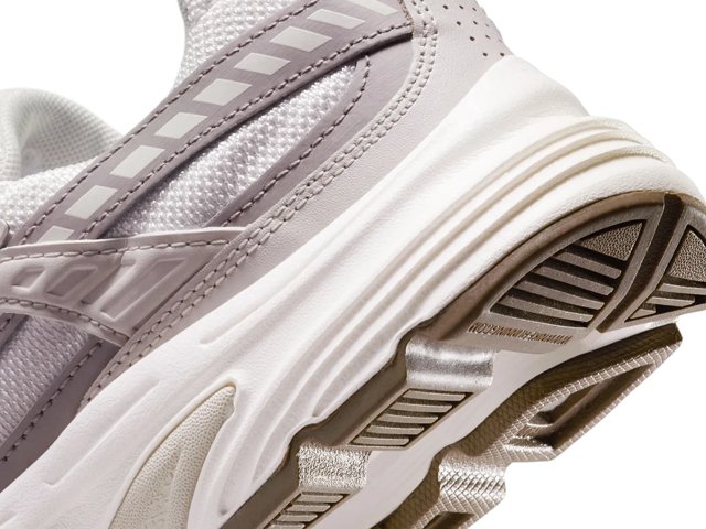 Nike Initiator Running Shoe - Women's - Free Shipping | DSW