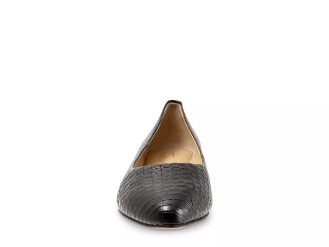 Estee Flat