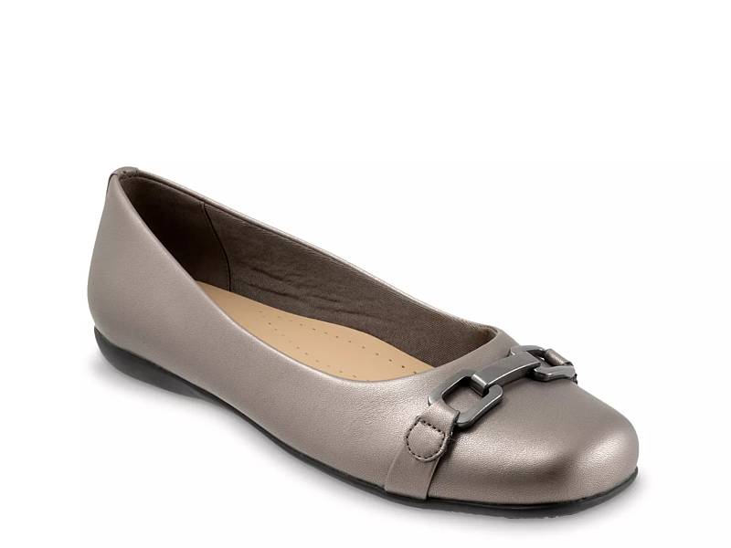 Sadie Flat