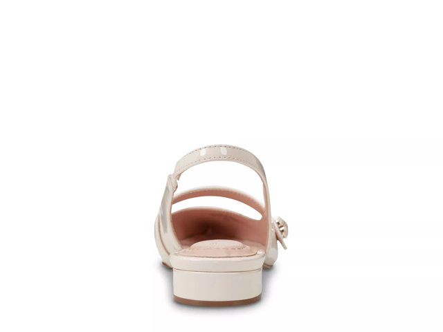 Bandolino Aubriana Flat
