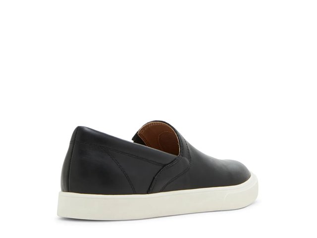 Blondo slip on sneakers shop