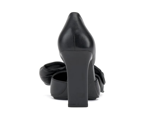 Vince Camuto Burke Pump