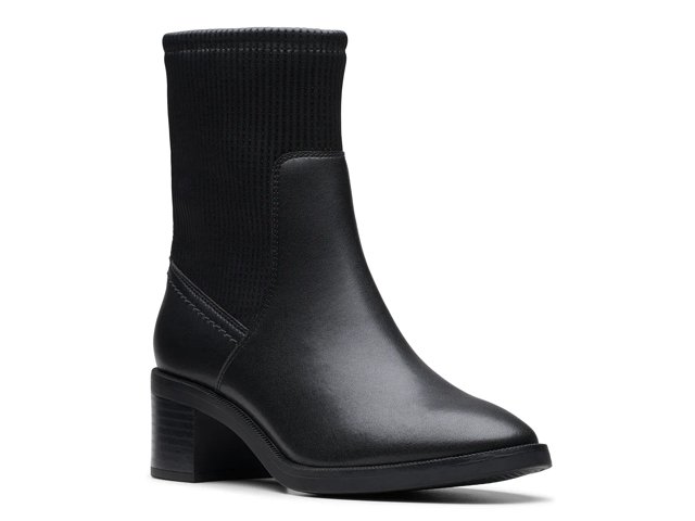 Clarks holly clearance