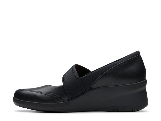Suttyn May Mary Jane Wedge