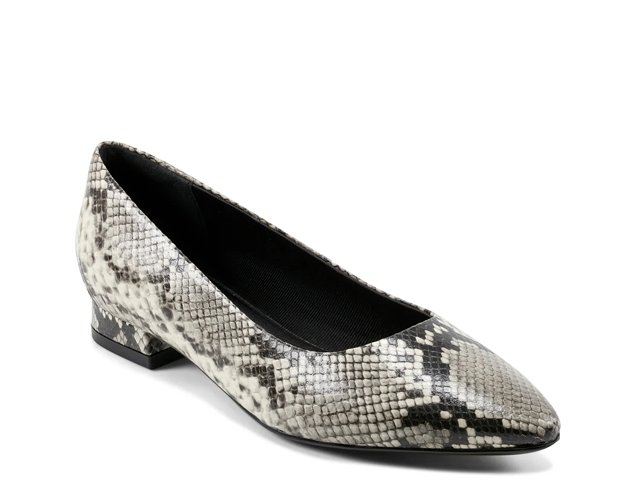 Rockport flats total motion cheap