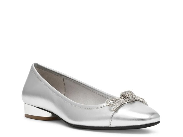 Anne Klein Cassidy Ballet Flat Women s Silver Metallic Size 8.5 Flats