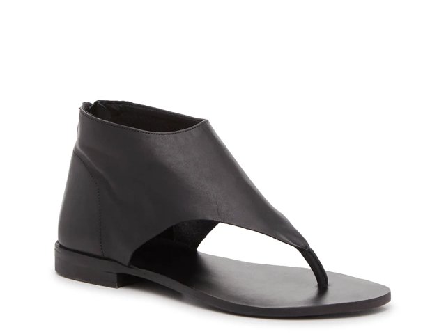 Uma Sandal