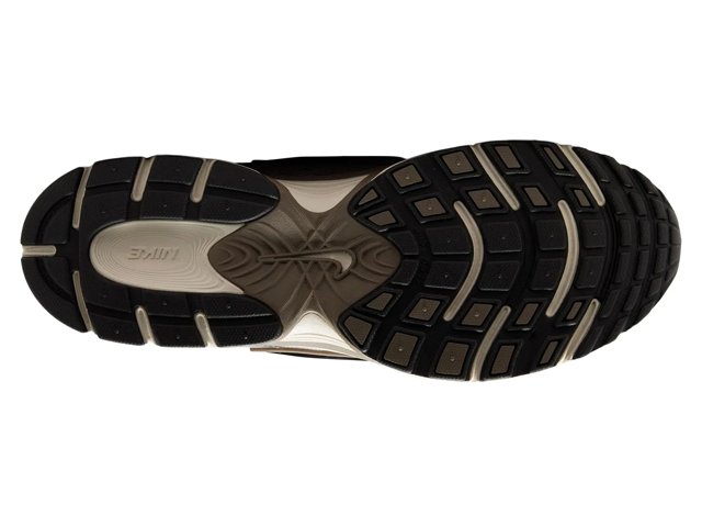 Nike V5 RNR Sneaker - Men's - Free Shipping | DSW