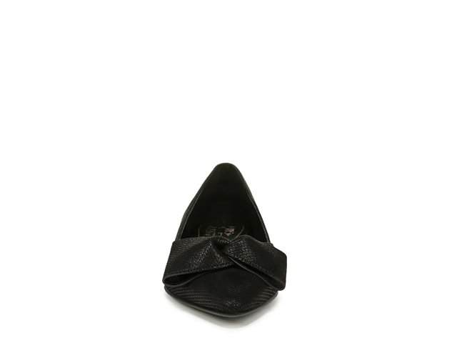 naturalizer havana flat