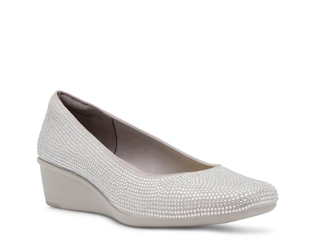 Anne klein wedge pump new arrivals