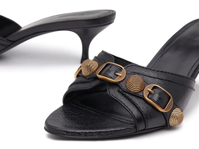 【BALENCIAGA】LE CAGOLE SANDAL Cagole embellished leather sandals in silver - Balenciaga