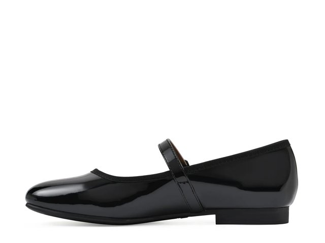 White mountain mary jane shoes on sale
