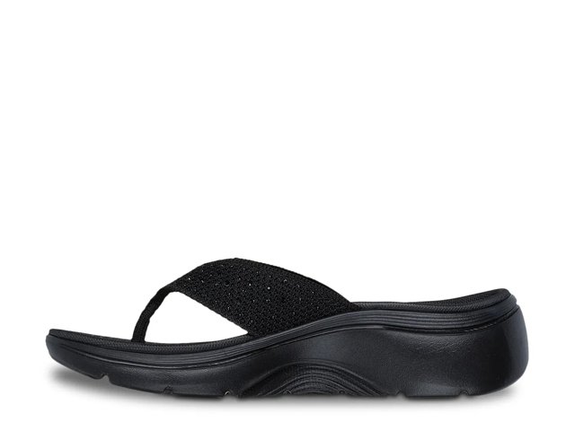 Skechers Go Walk Arch Fit 2.0 Claire Sandal - Free Shipping