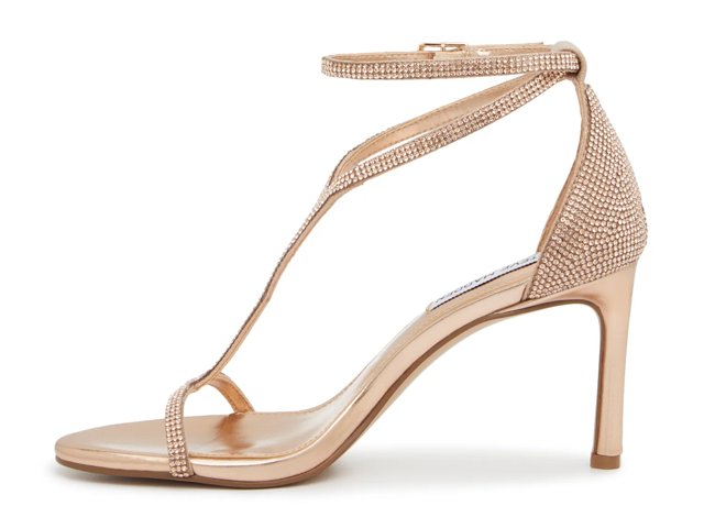 【Steve Madden】Stella Glow sandal ★関税・送料無料★ Amazon.com | Steve Madden Women's Sydnee Heeled Sandal, Gold