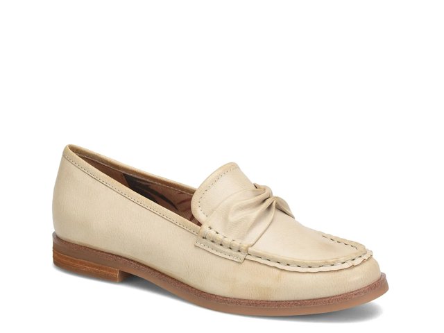 B.O.C. Born Concept Bowie Loafer Women s Cream Size 9 Flats Loafers