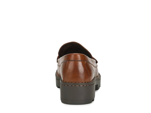 Born Carrera Loafer