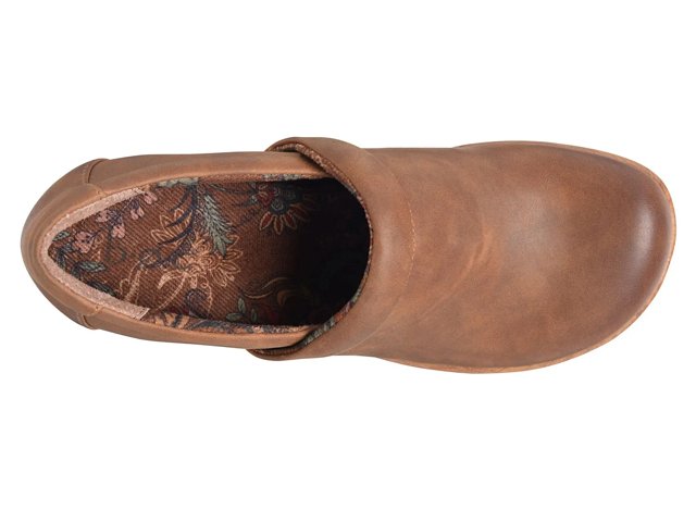 B.O.C. Born Concept Peggy Clog Women s Brown Size 8 Clogs Block