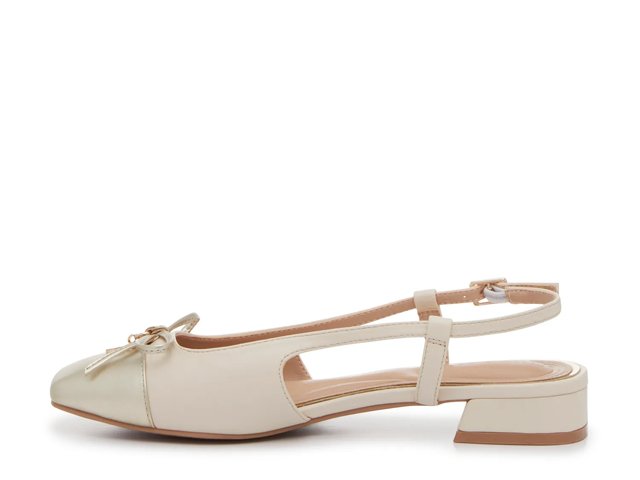 Kelly & Katie Umal Flat - Free Shipping | DSW