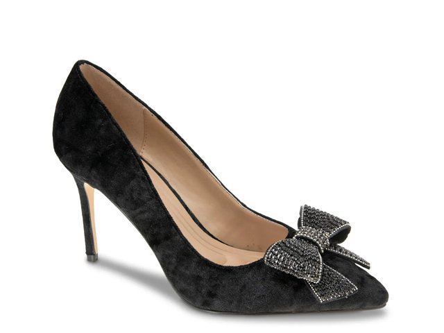 BCBGeneration Bissha Pump Free Shipping DSW