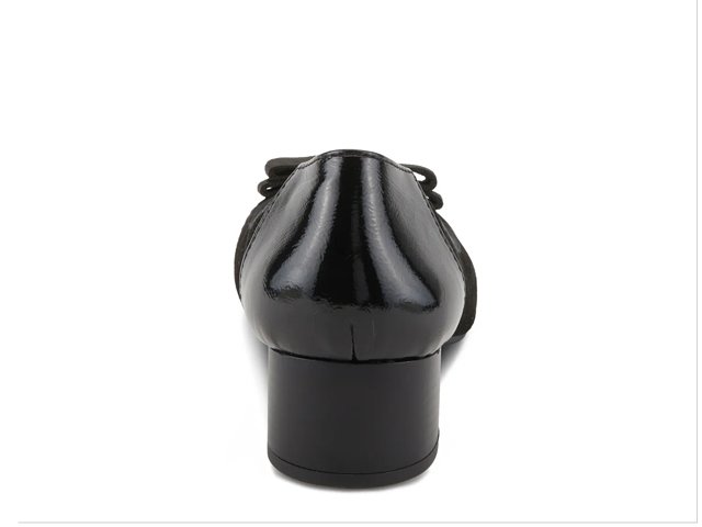 Paulette Pump