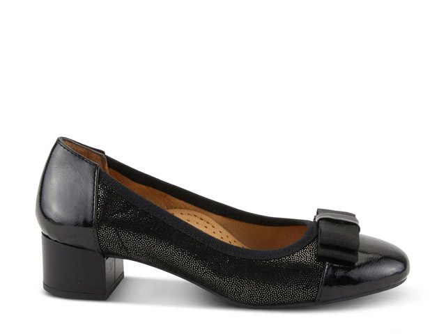 Paulette Pump