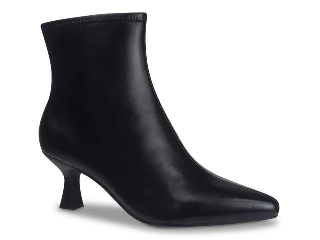 Nidia Bootie