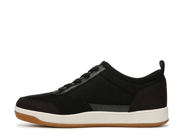 Dynamic Sneaker