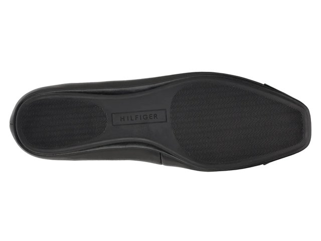 Tommy Hilfiger Bekim Flat - Free Shipping | DSW